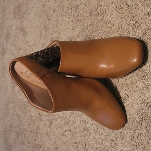 Womens Paula Mule shoes size 8